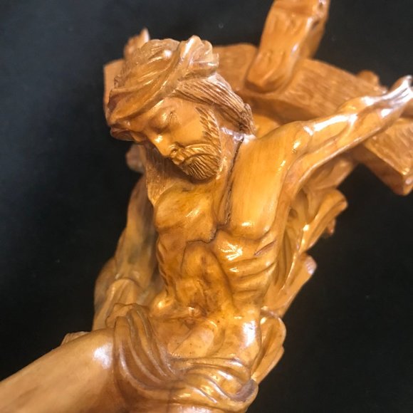 Jesus on Crucifix Cross Hand Carved Olive Wood Standing Catholic Italy - Picture 6 of 10